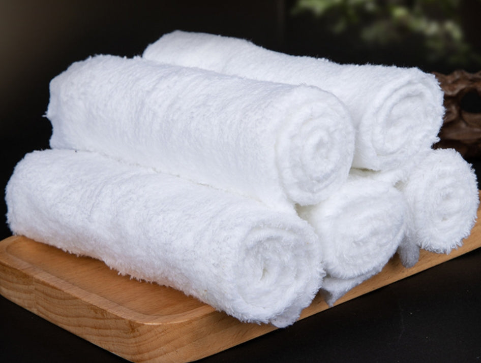 Extra thick rolled wet towels Individually wrapped Alcohol-free Fragrance-free Customized packaging available